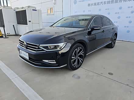 ˮ 2021 330TSI DSG 30