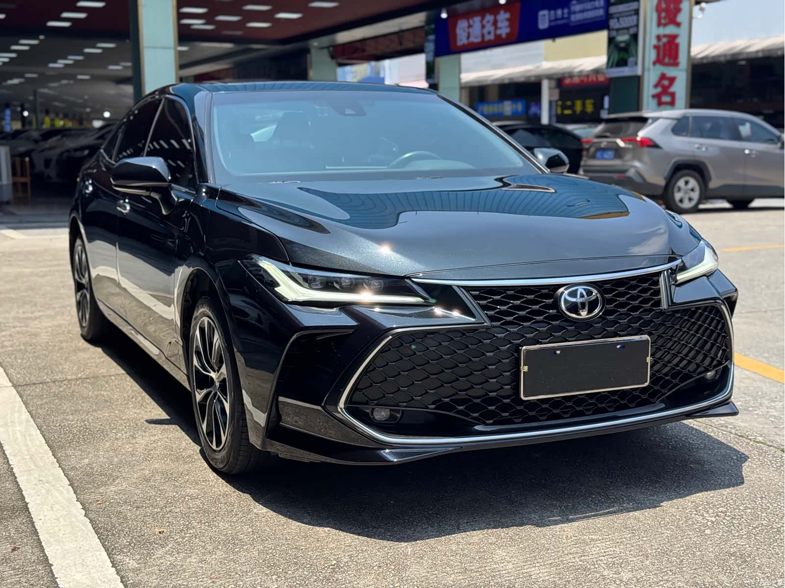 Toyota Avalon, 2023 3