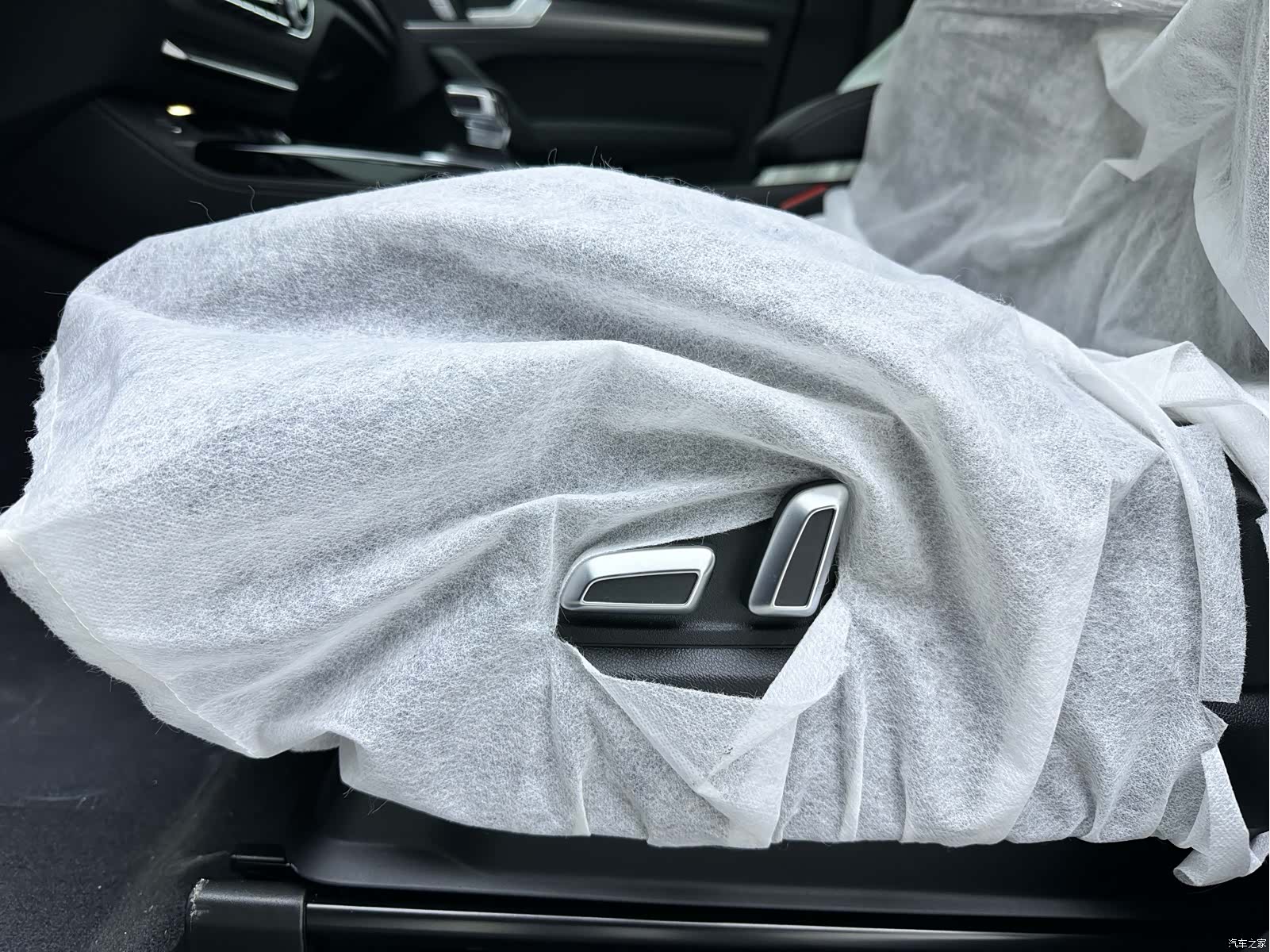 Audi Q5L, 2024 16