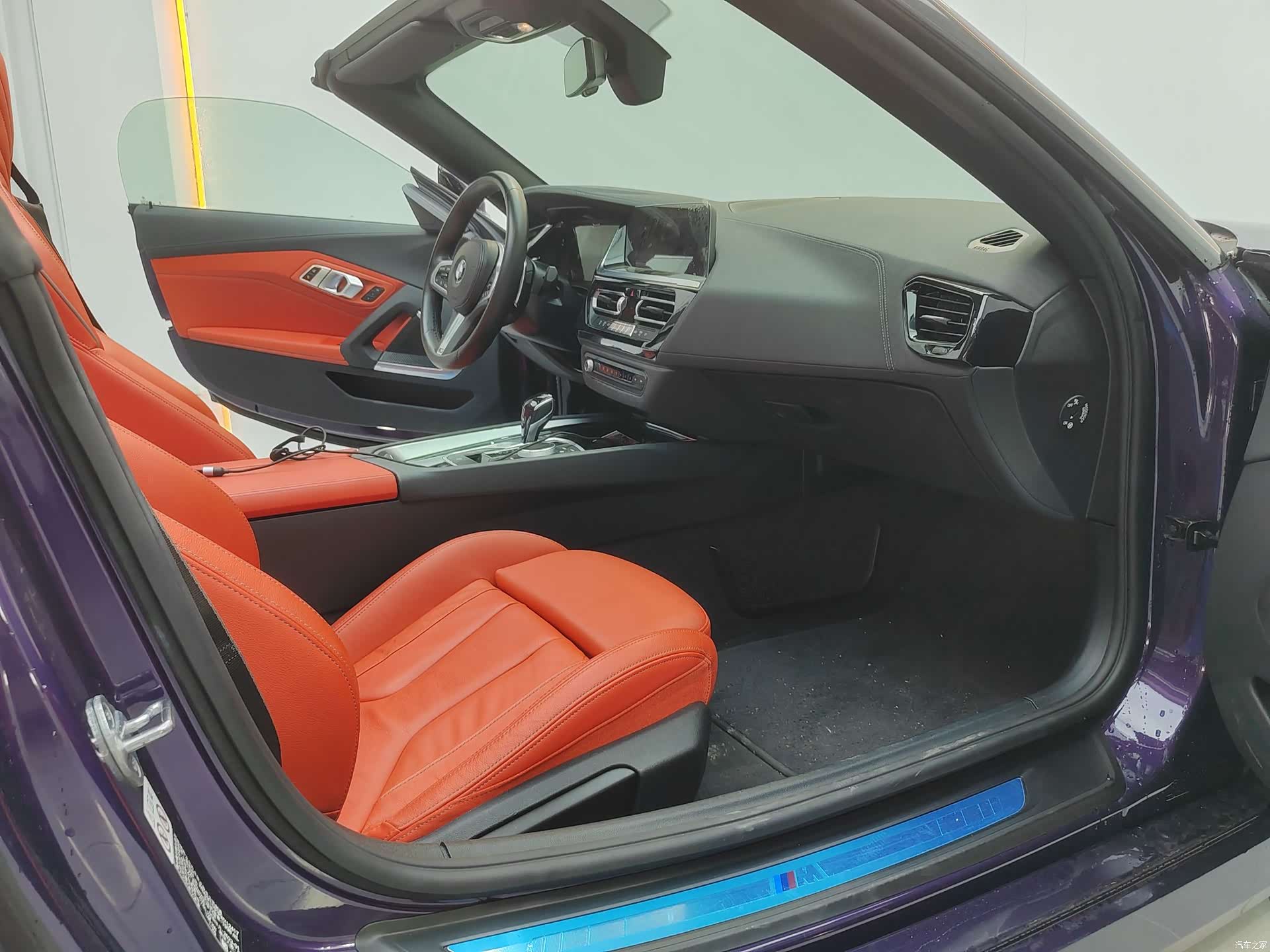 BMW Z4, 2023 все фото