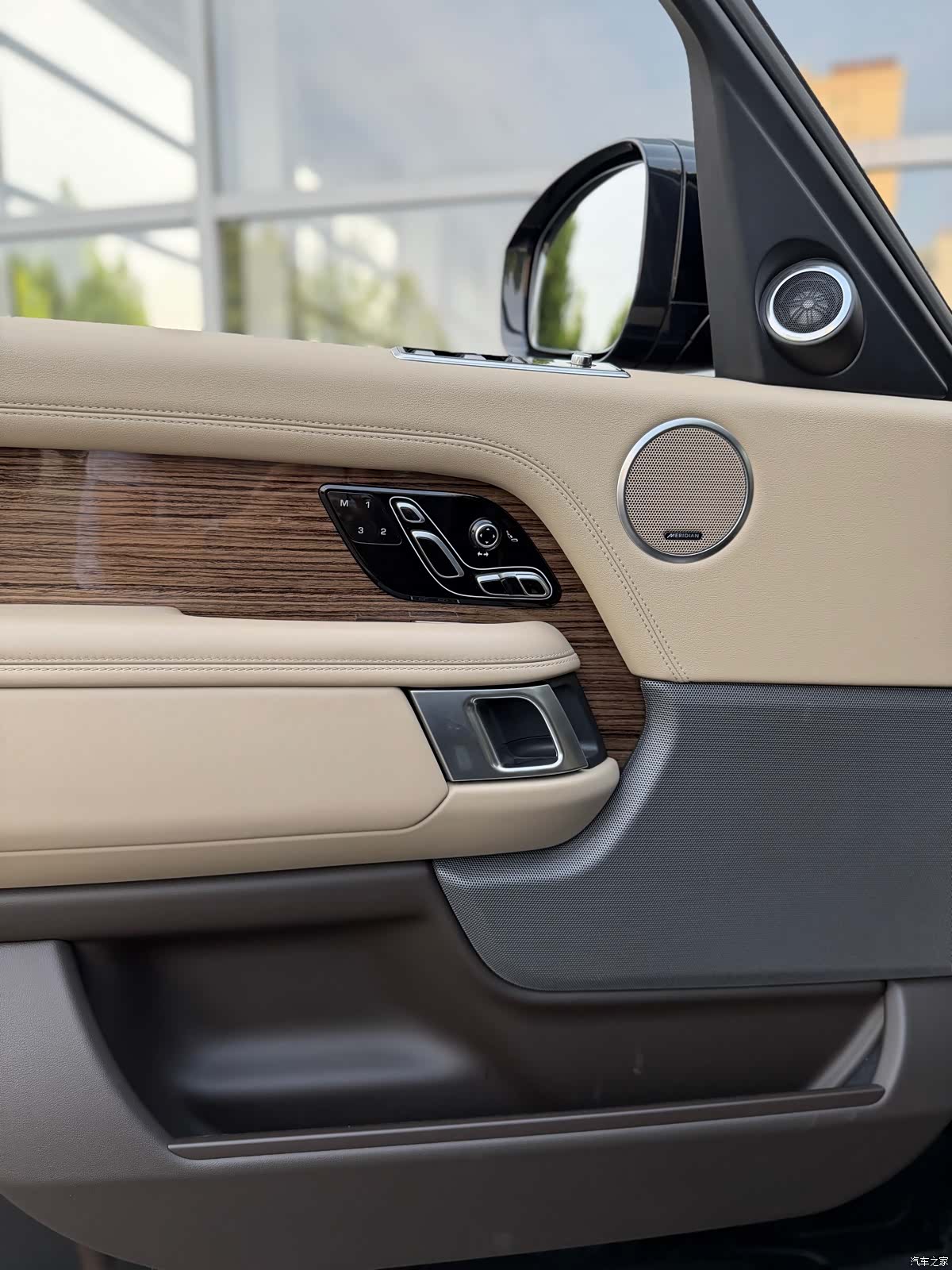 Land Rover Range Rover, 2019 15