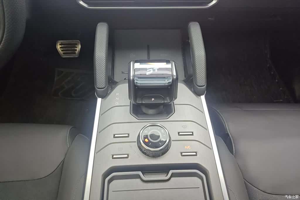 Jetour Traveller, 2024 16
