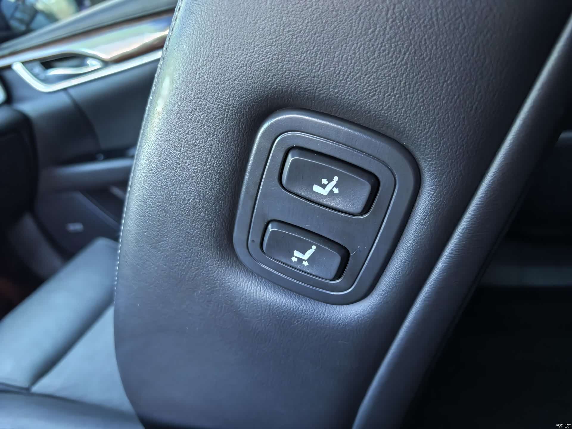 Cadillac XTS, 2017 17