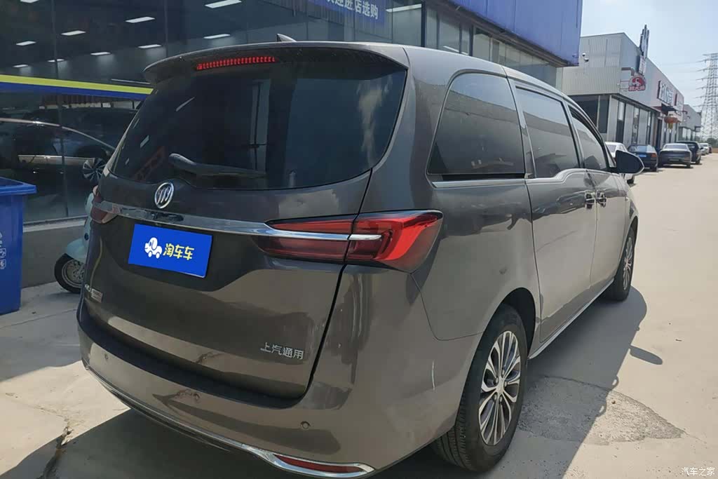 Buick GL8, 2023 3
