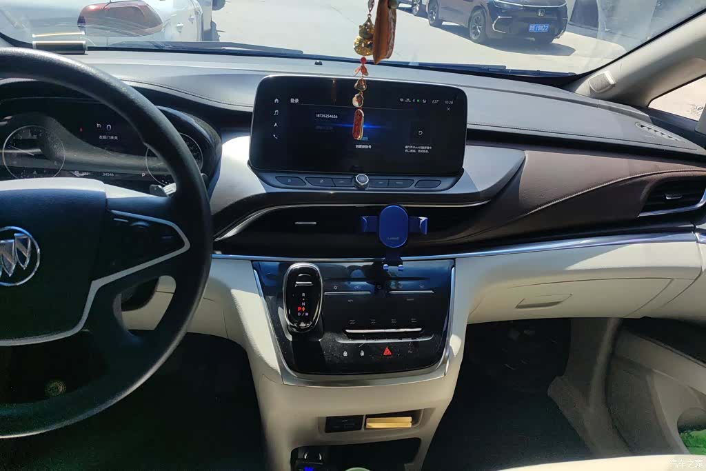 Buick GL8, 2023 13