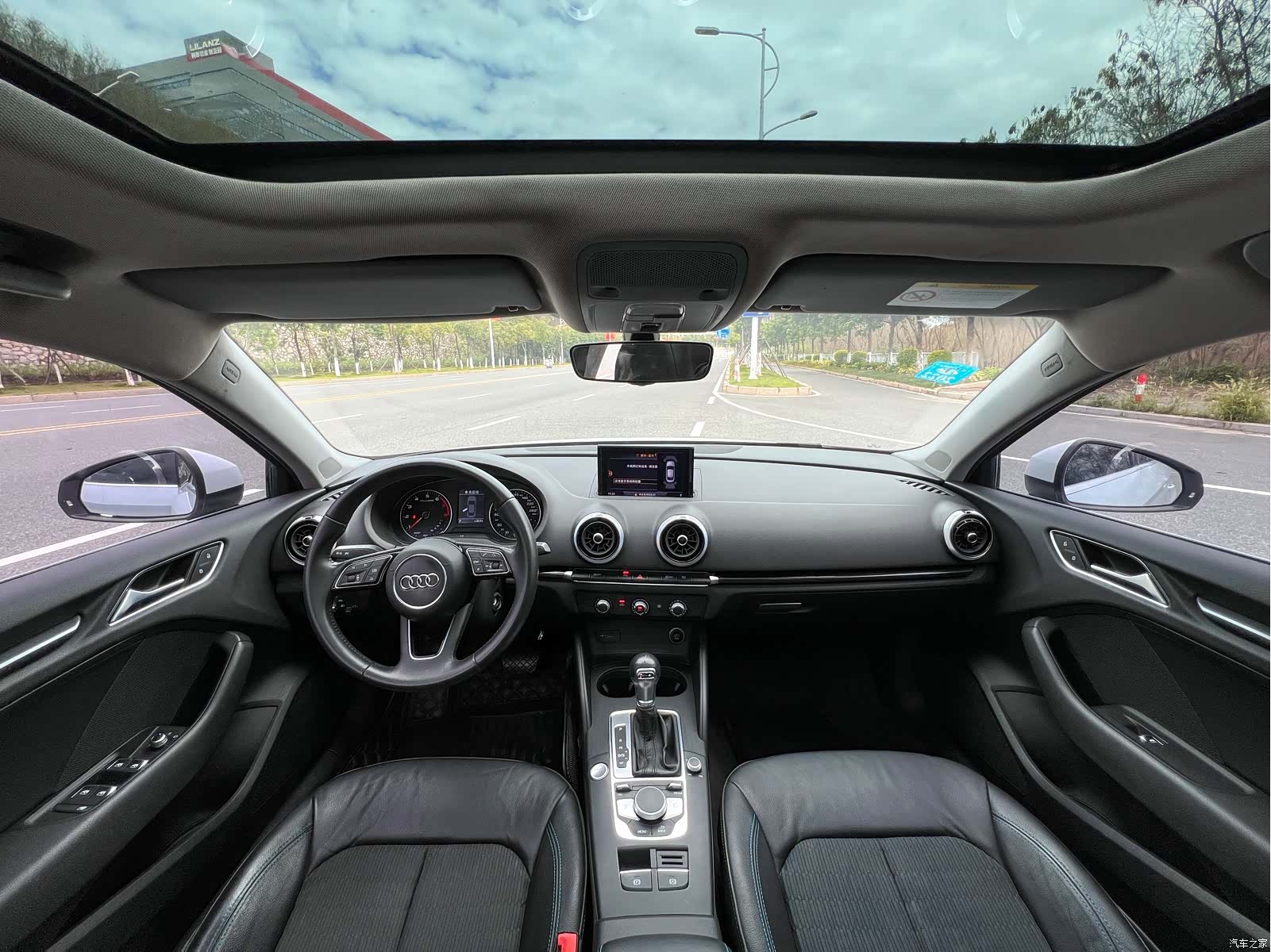 Audi A3, 2018 все фото