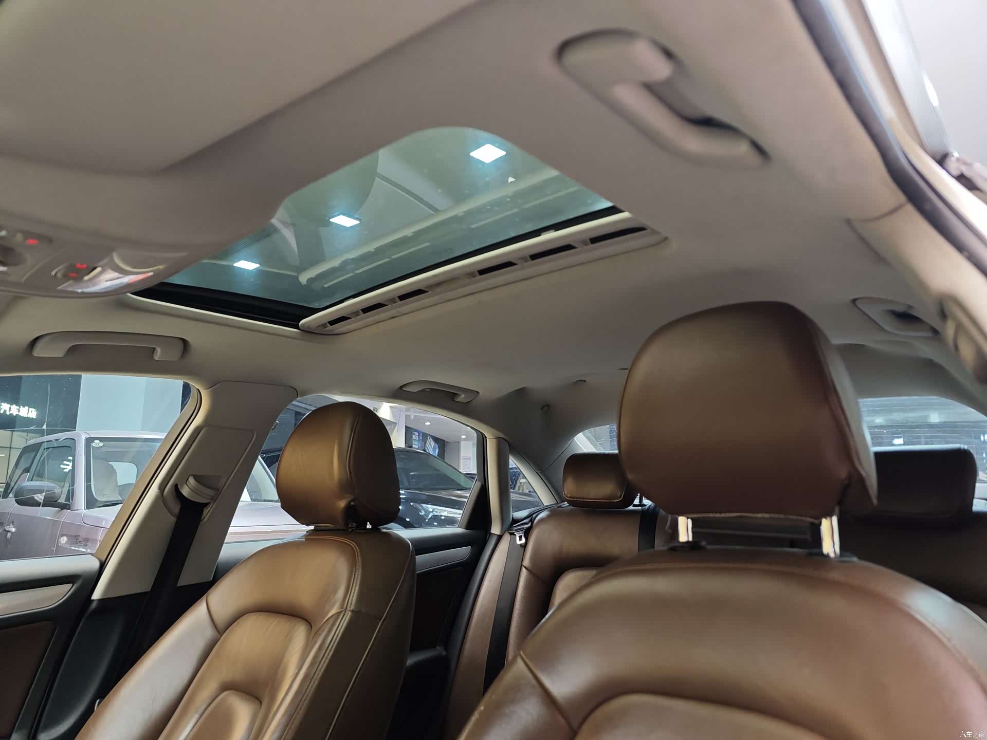 Audi A4L, 2014 13