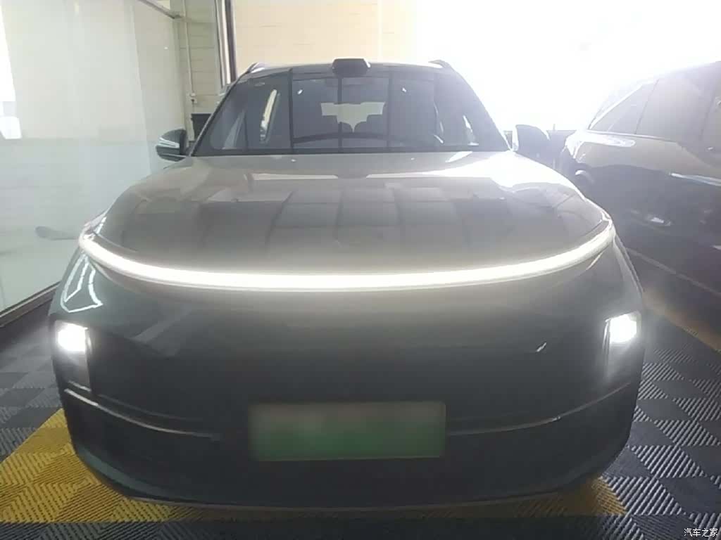 Li Auto L9, 2023 3