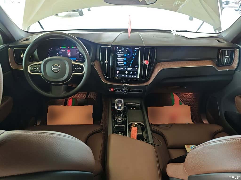 Volvo XC60, 2023 10