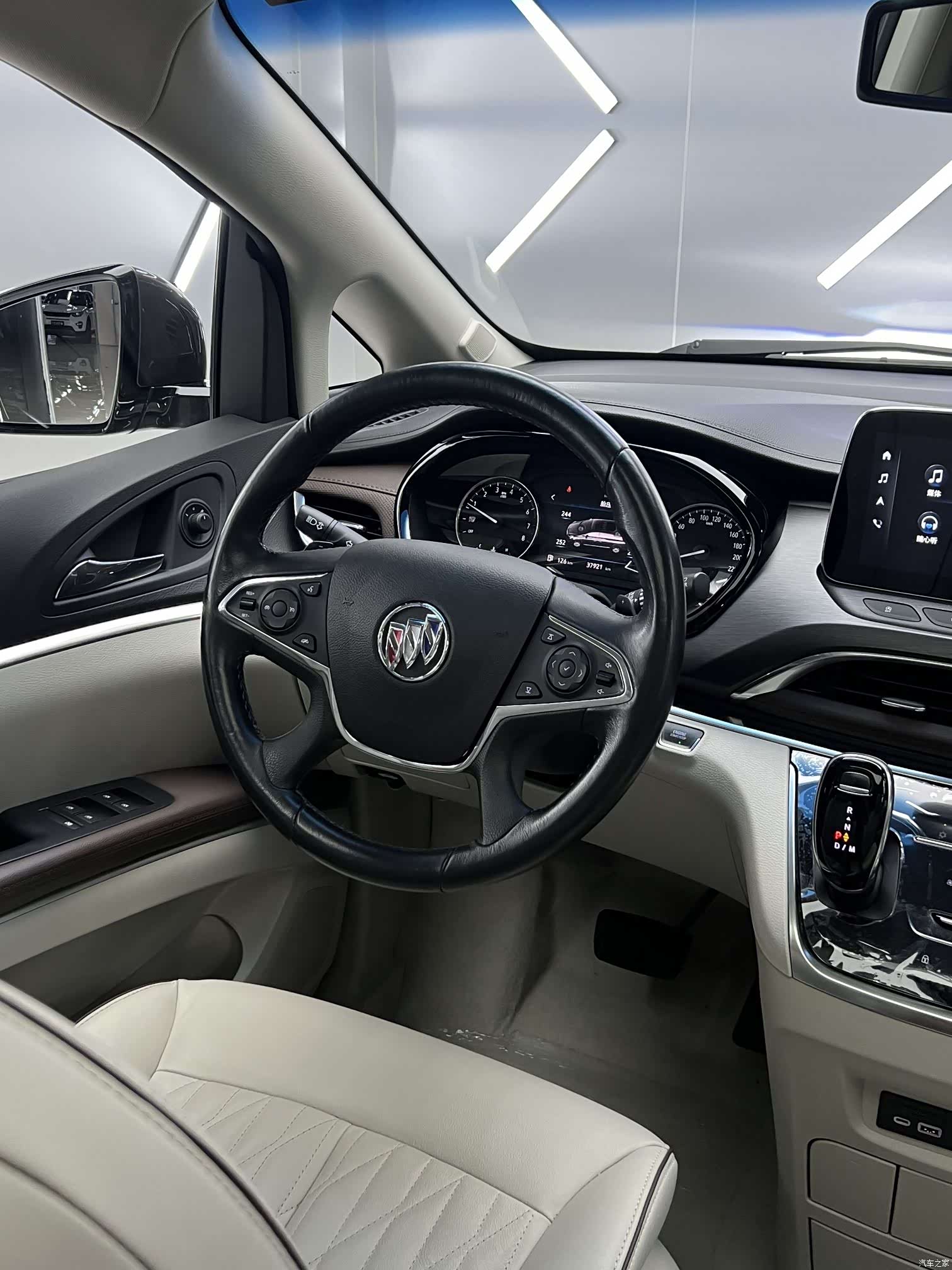 Buick GL8, 2022 21