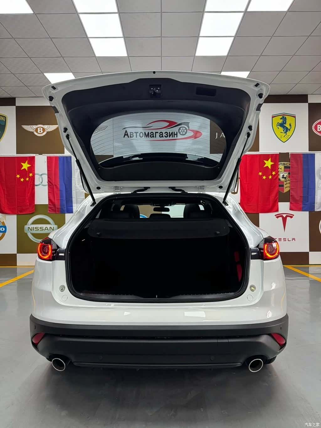 Mazda CX-4, 2023 17