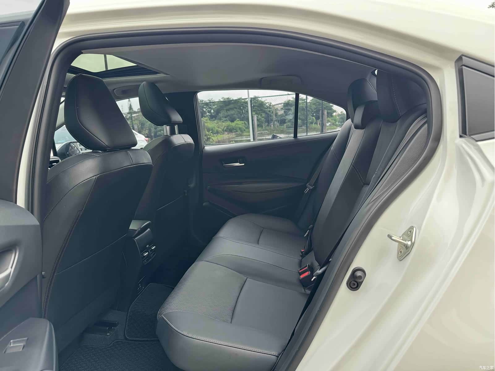 Toyota Corolla, 2025 6