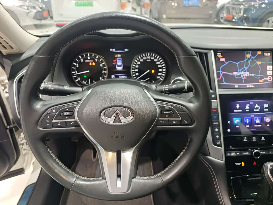 Infiniti Q50L