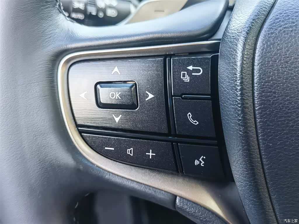 Lexus ES, 2024 25