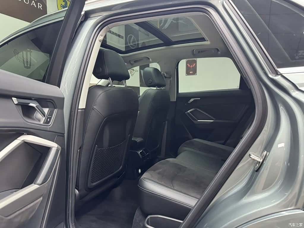 Audi Q3, 2022 8