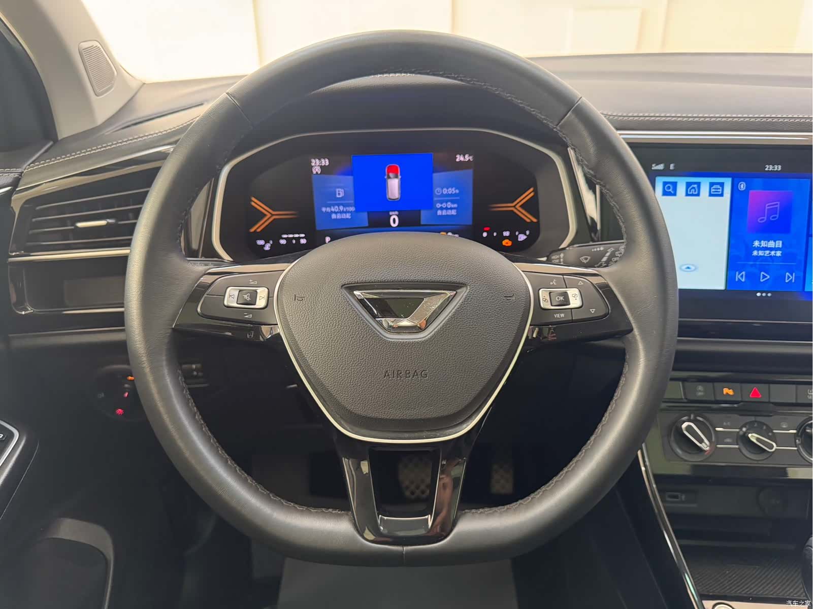Volkswagen VS7, 2022 15