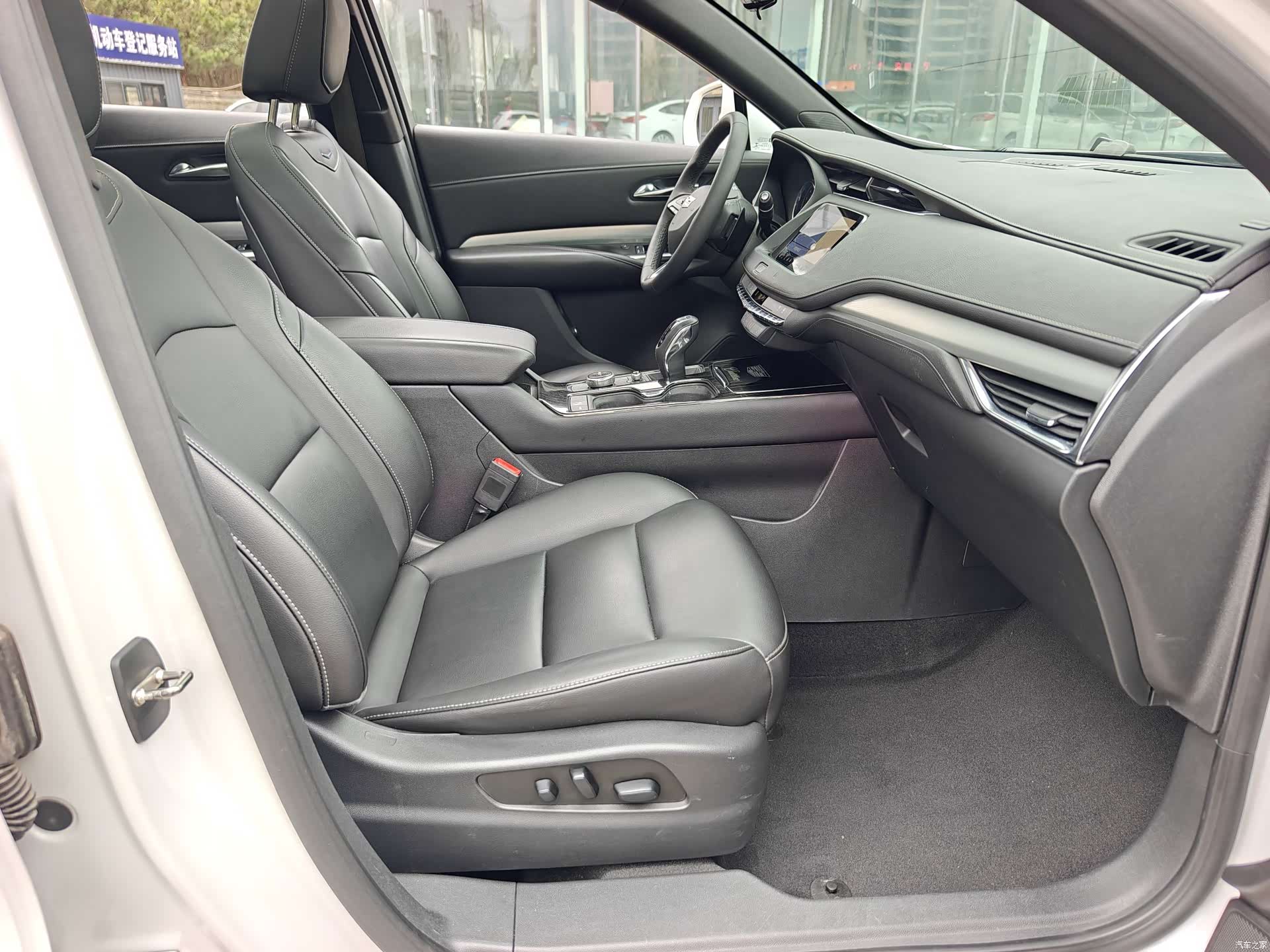 Cadillac XT4, 2019 7
