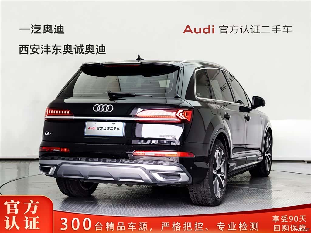 Audi Q7, 2021 все фото