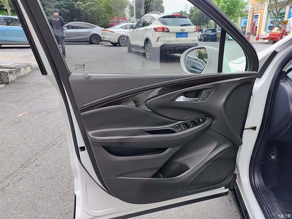 Buick Envision Plus, 2018 6