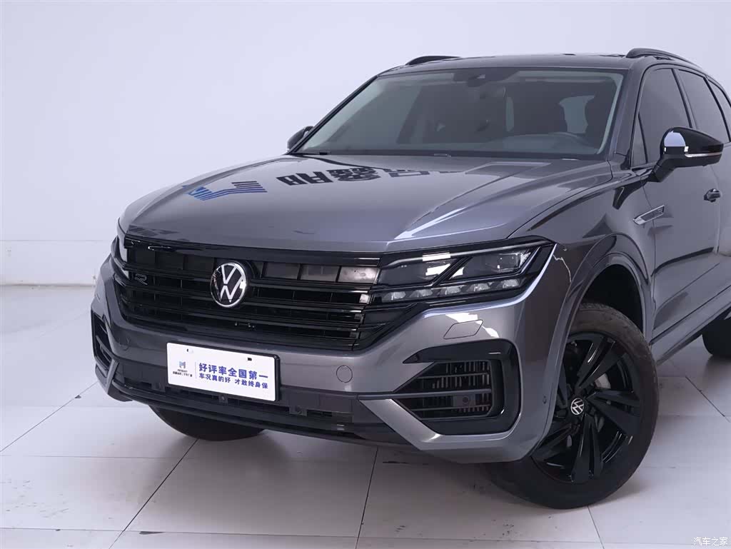 Volkswagen Touareg, 2022 3