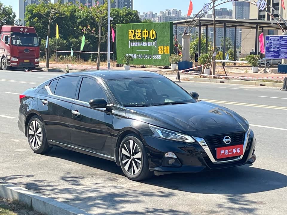 Nissan Teana