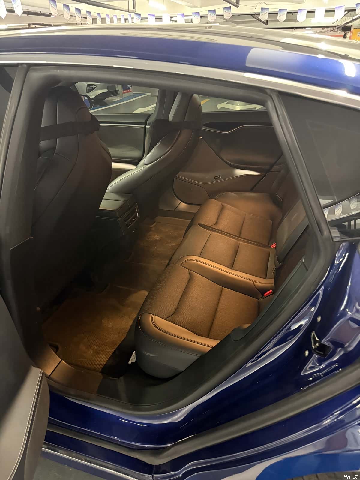 Tesla Model S, 2019 7