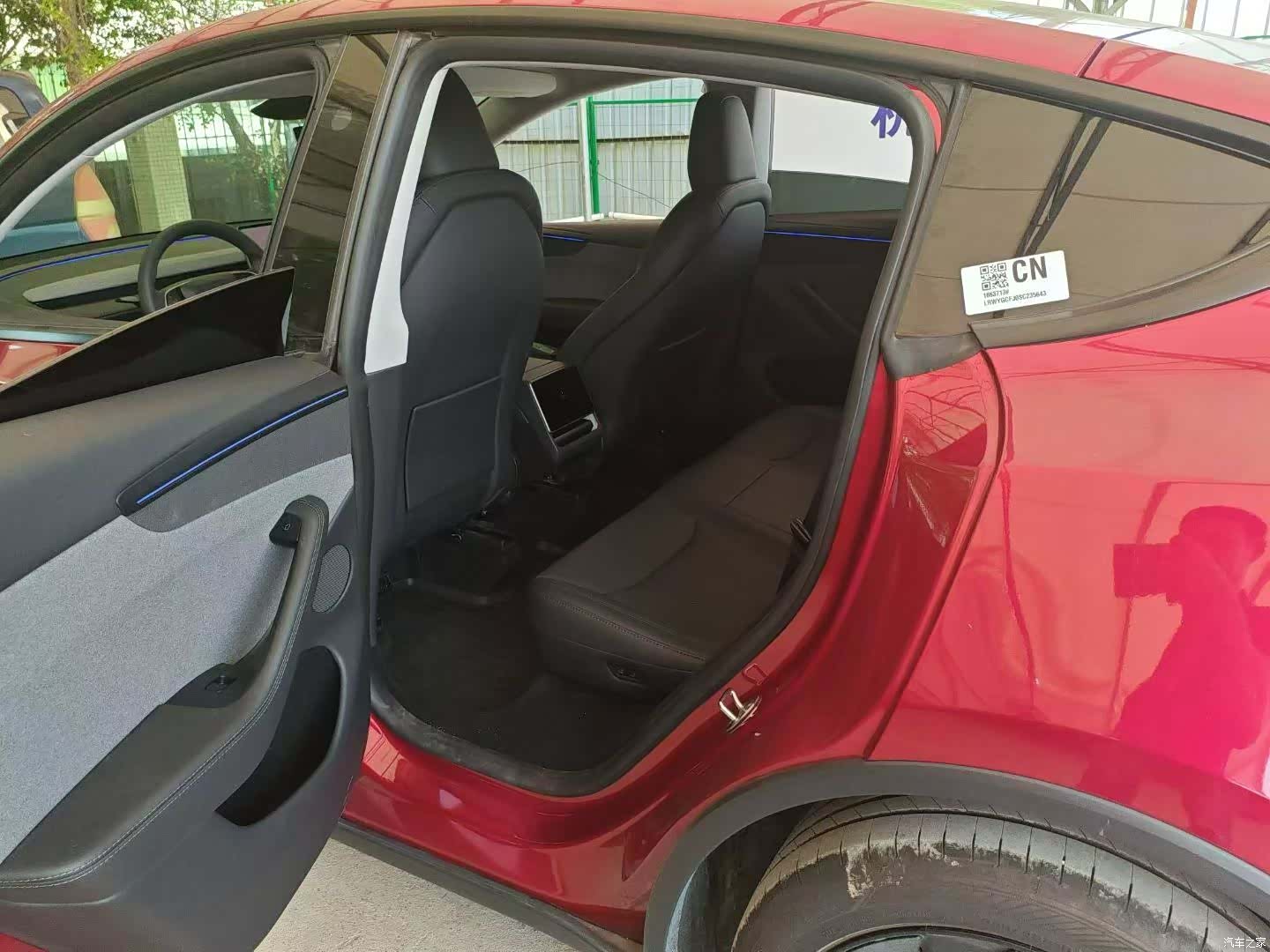 Tesla Model Y, 2025 7