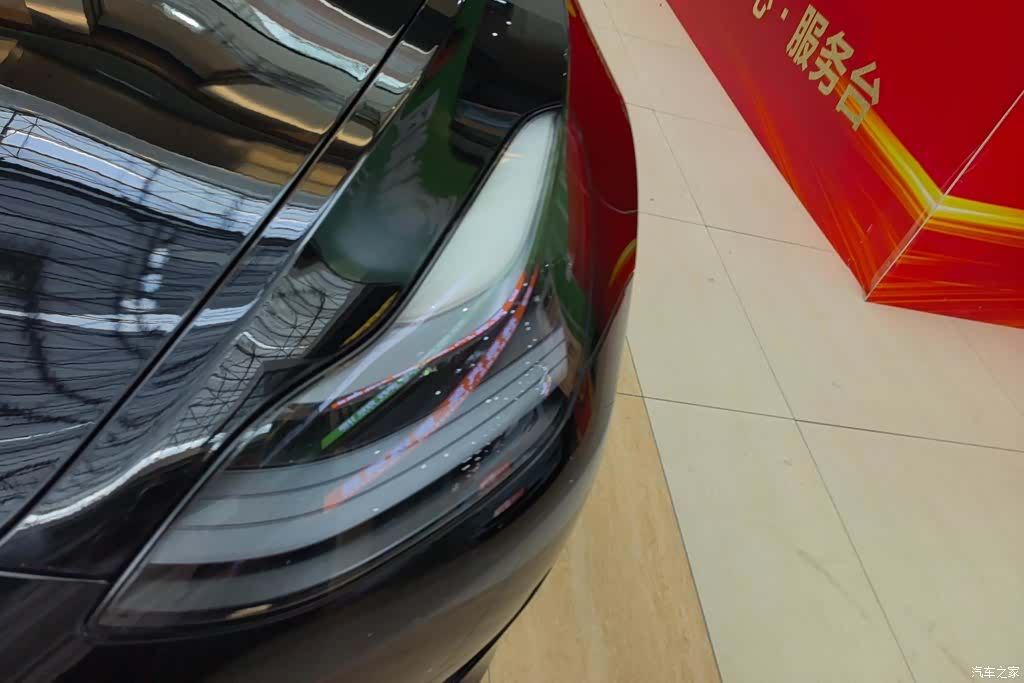 Tesla Model 3, 2023 все фото