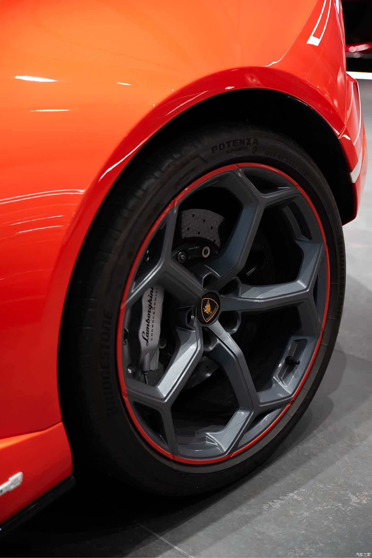 Lamborghini Huracán, 2024 33