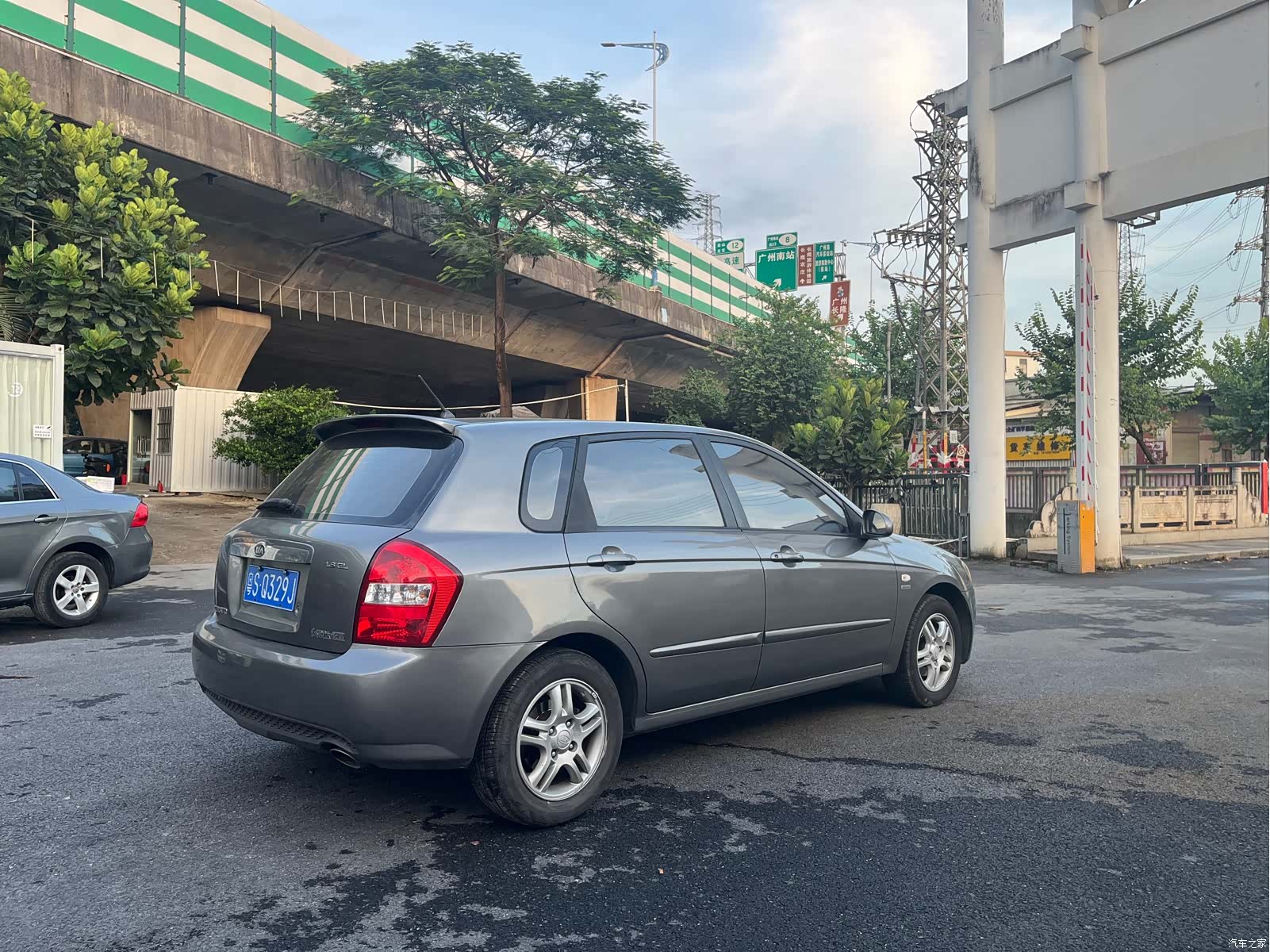 Kia 1.6, 2008 все фото