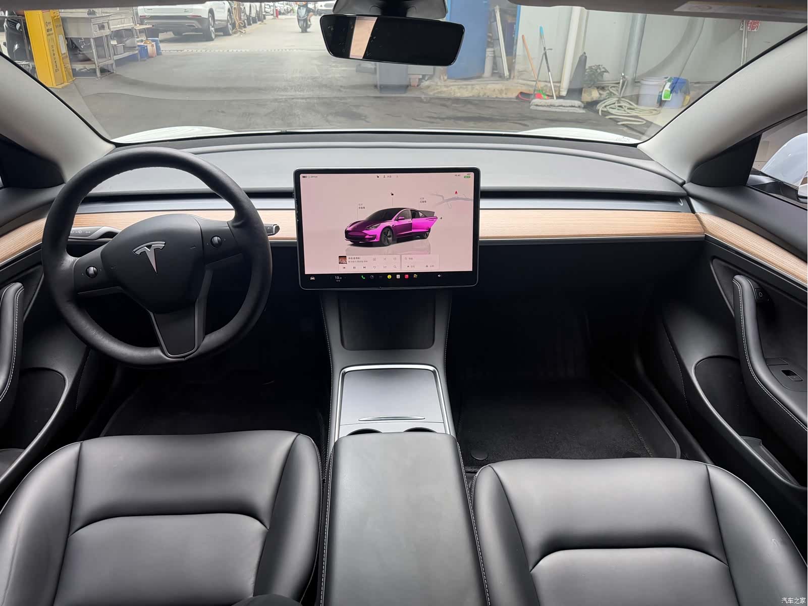 Tesla Model 3, 2022 10