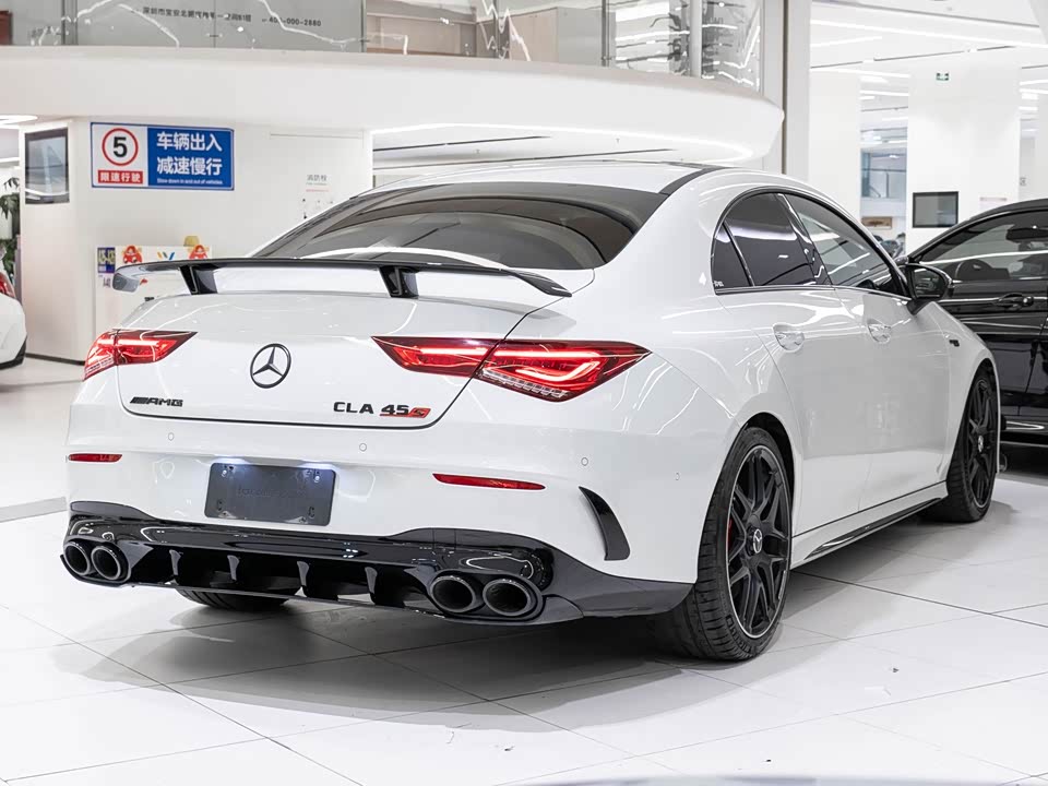 Mercedes-Benz CLA AMG