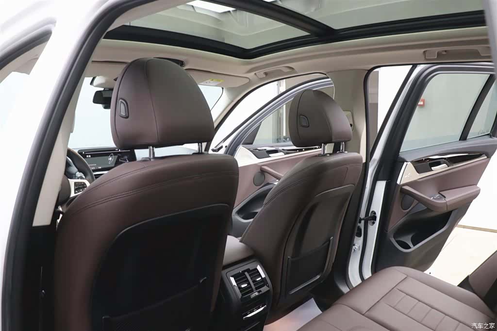 BMW X3, 2021 21