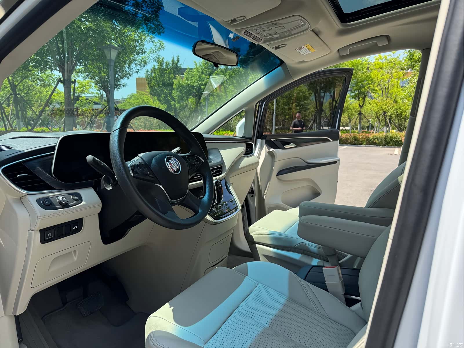 Buick GL8, 2022 7