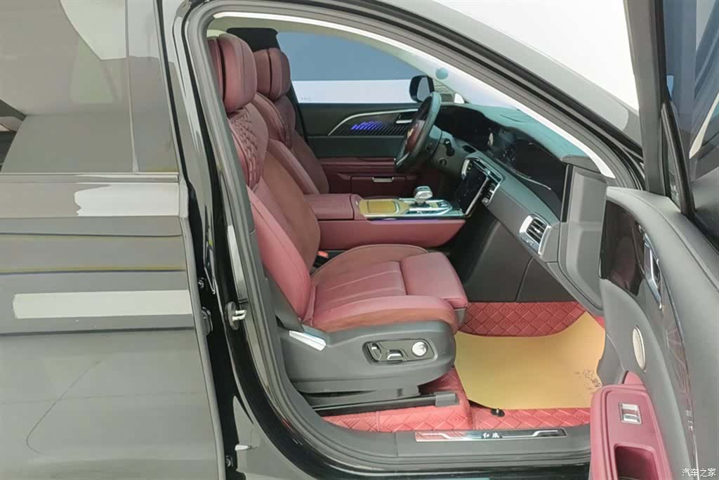 Hongqi E-HS9, 2023 8