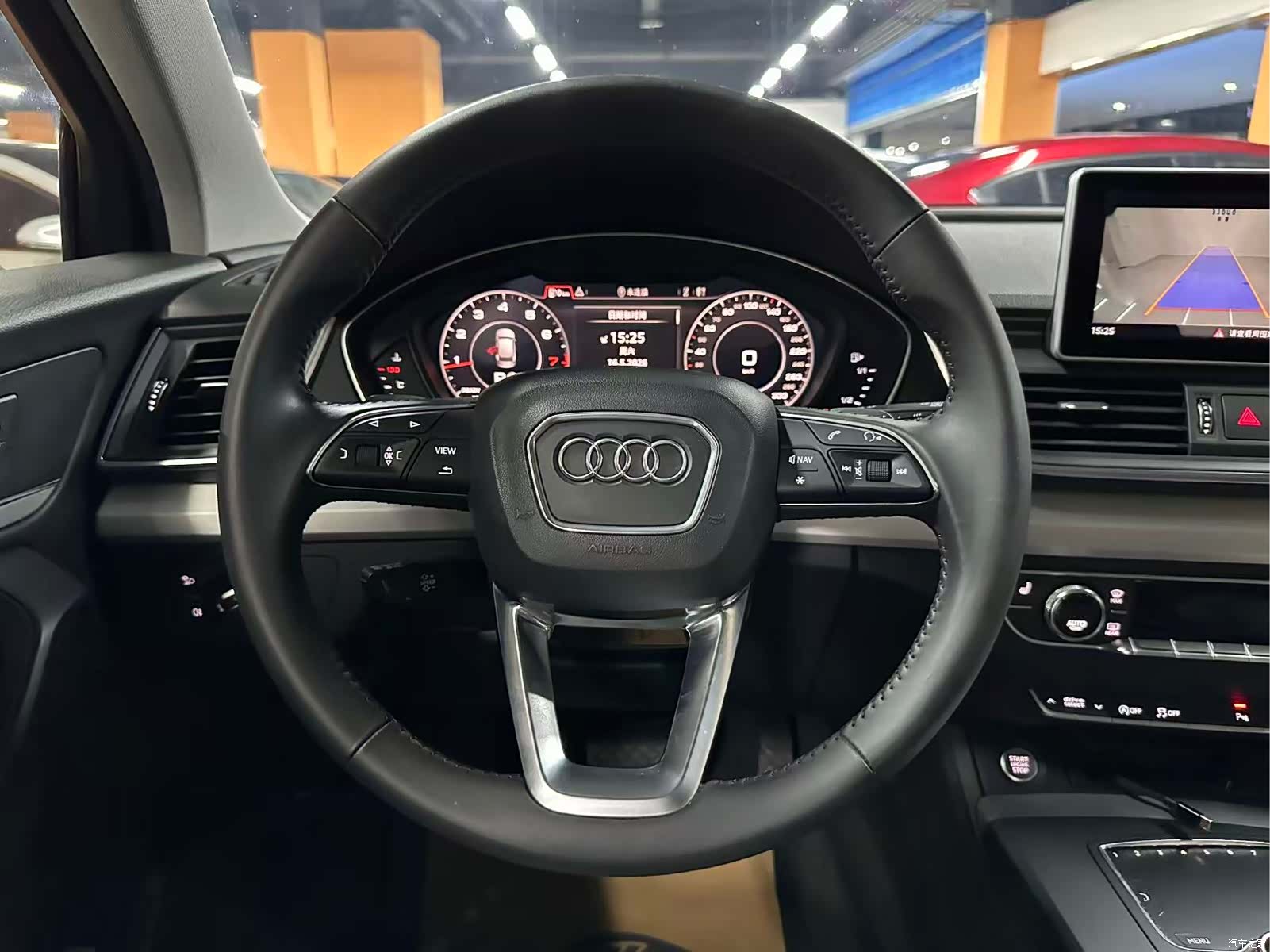 Audi Q5L, 2020 10