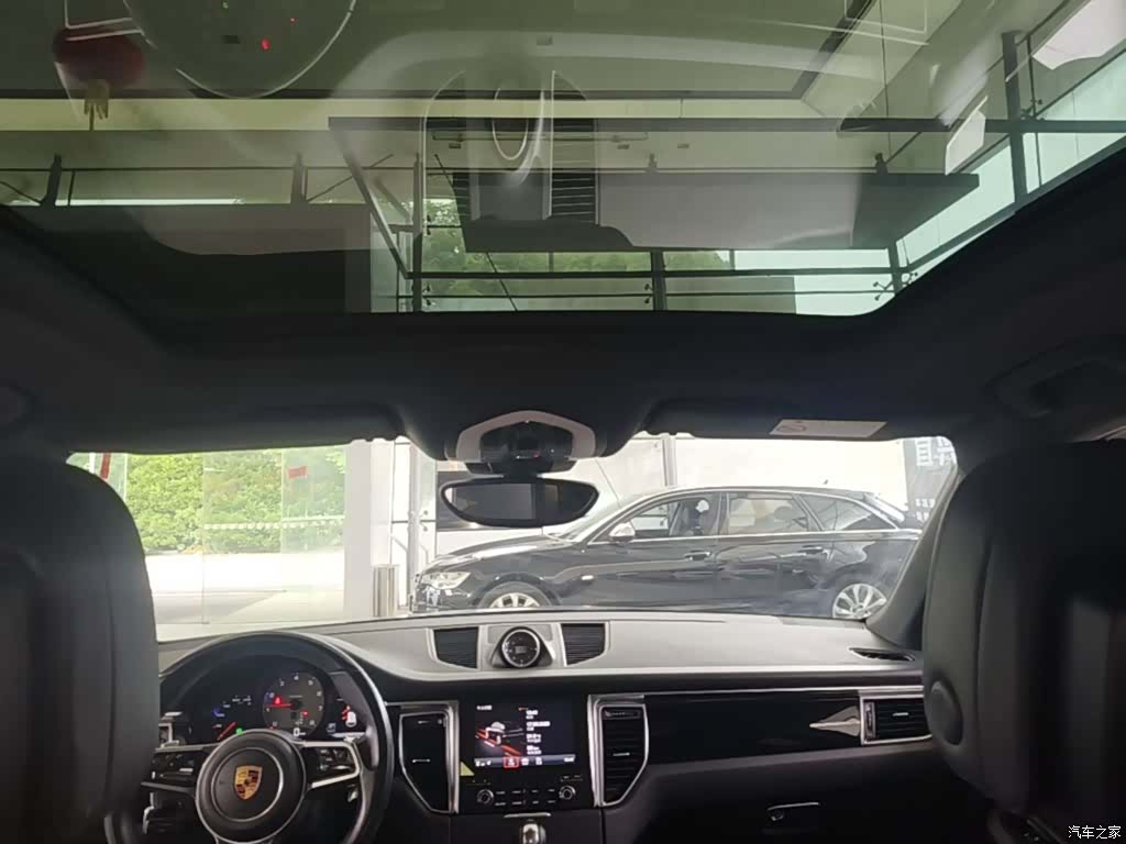 Porsche Macan, 2018 14
