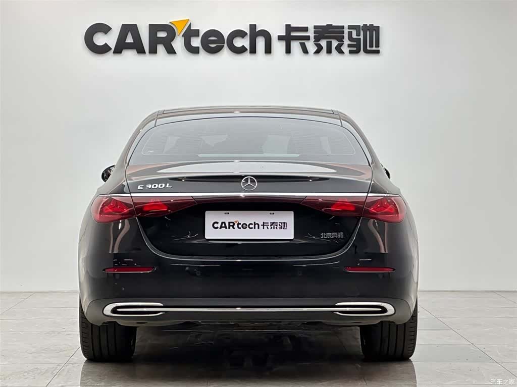 Mercedes-Benz E-Class, 2024 4