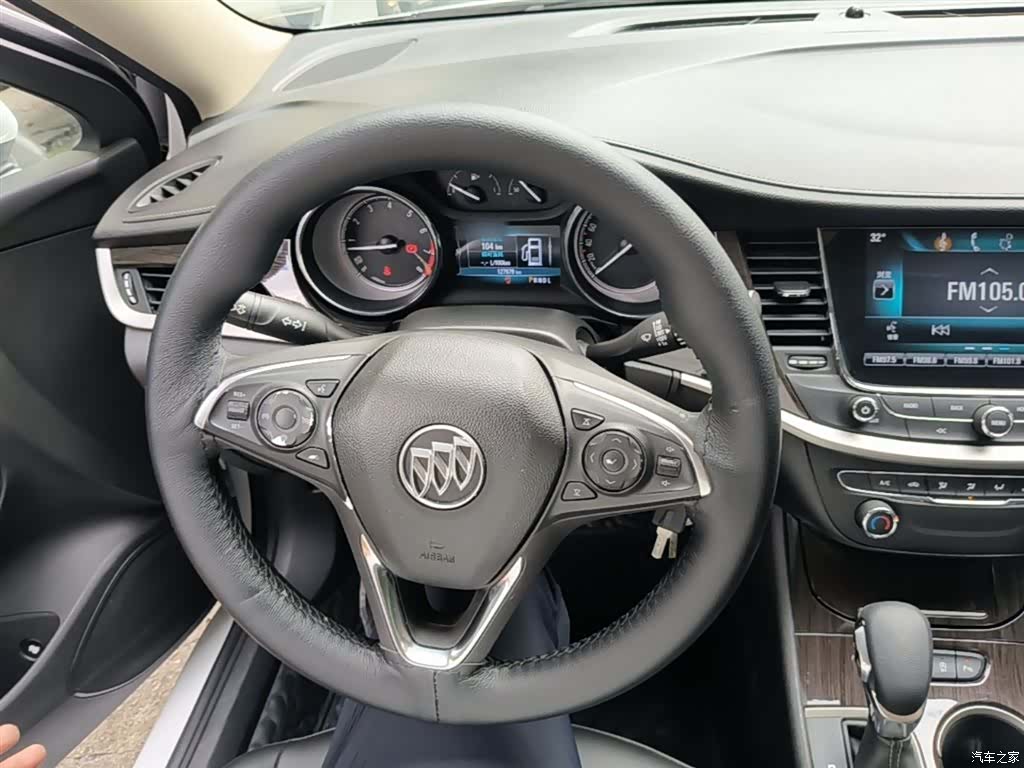 Buick Verano, 2018 11