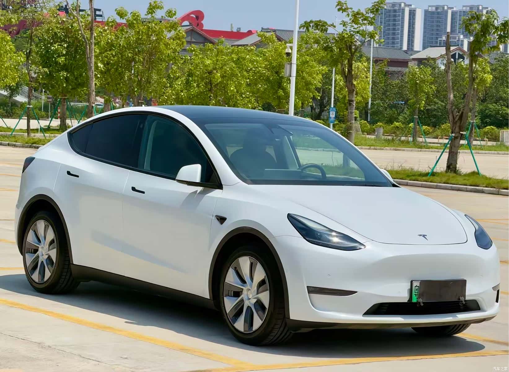 Tesla Model Y, 2021 2