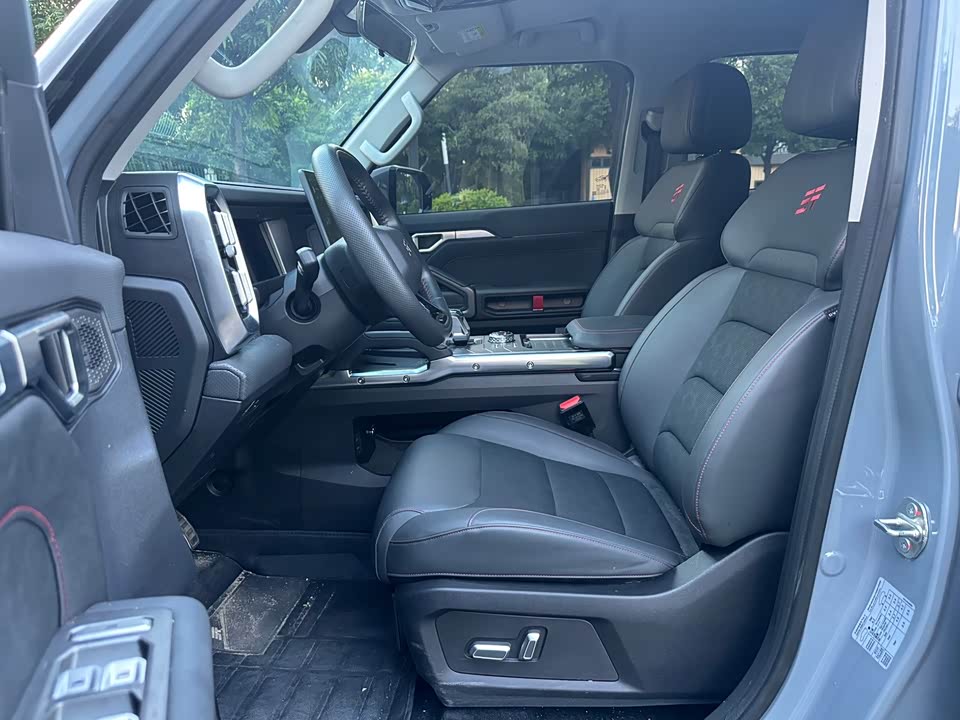 Jetour Jet Traveler C-DM