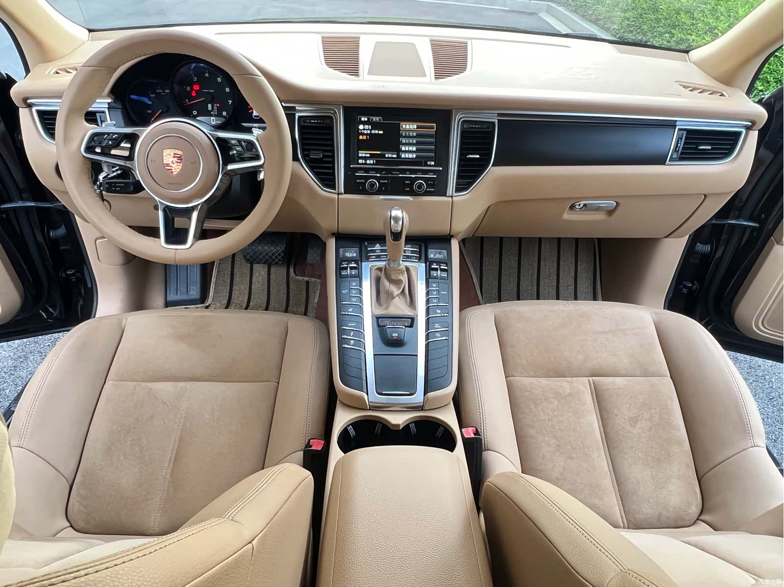 Porsche Macan, 2015 16