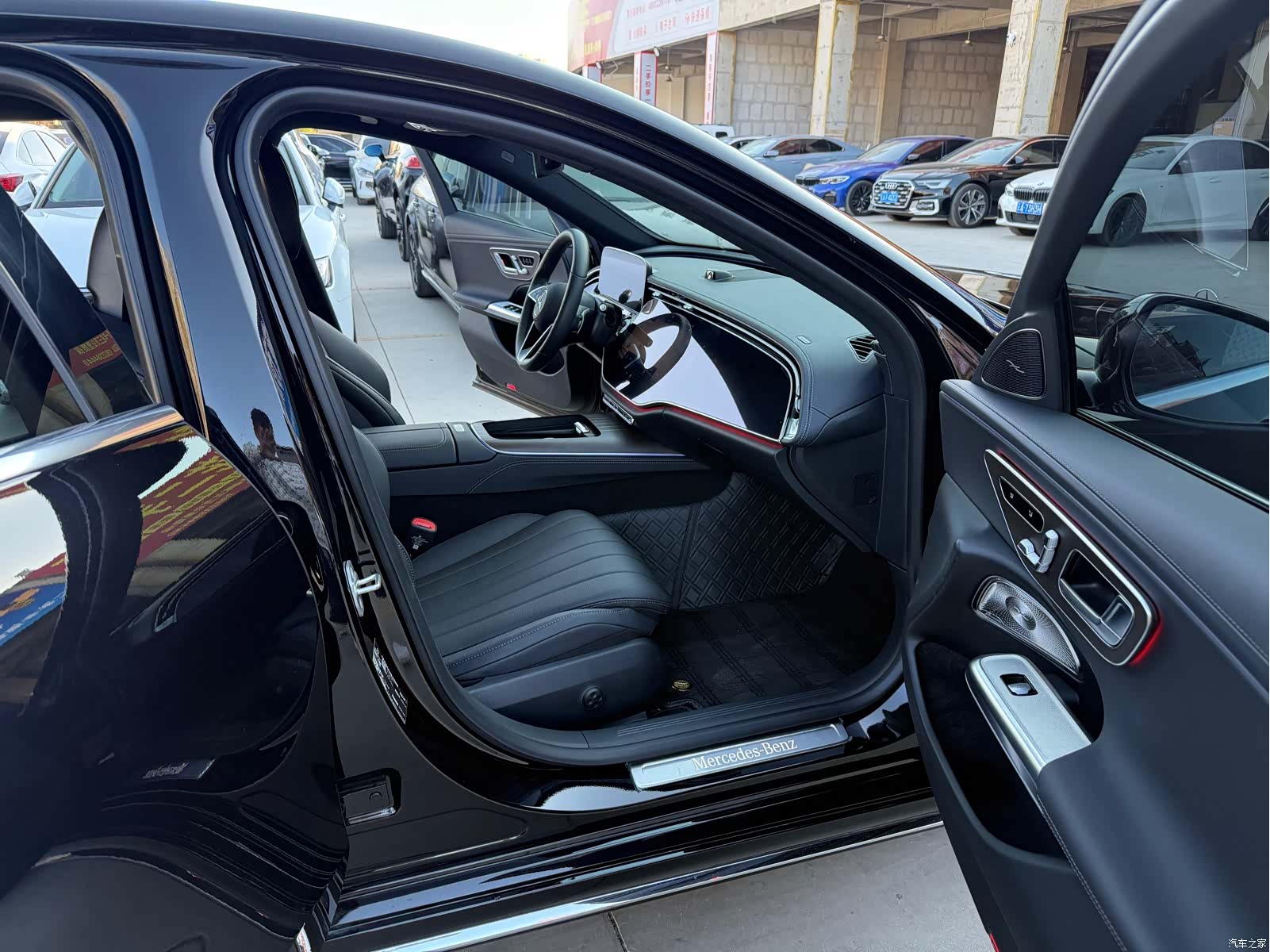 Mercedes-Benz E-Class, 2025 6