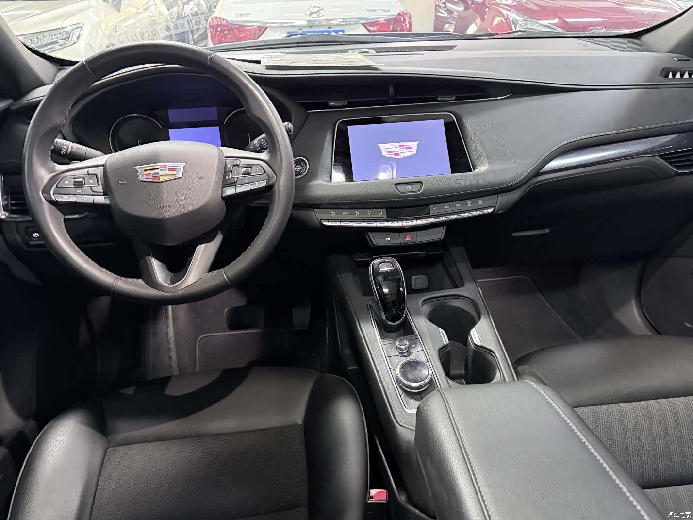 Cadillac XT4, 2021 12