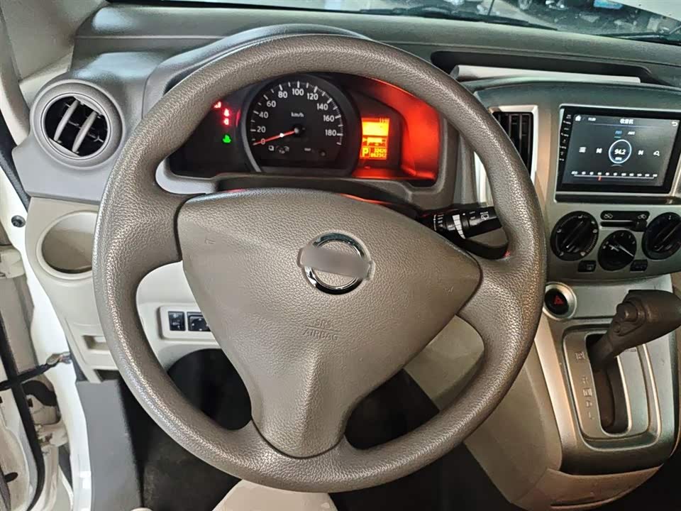 Nissan NV200