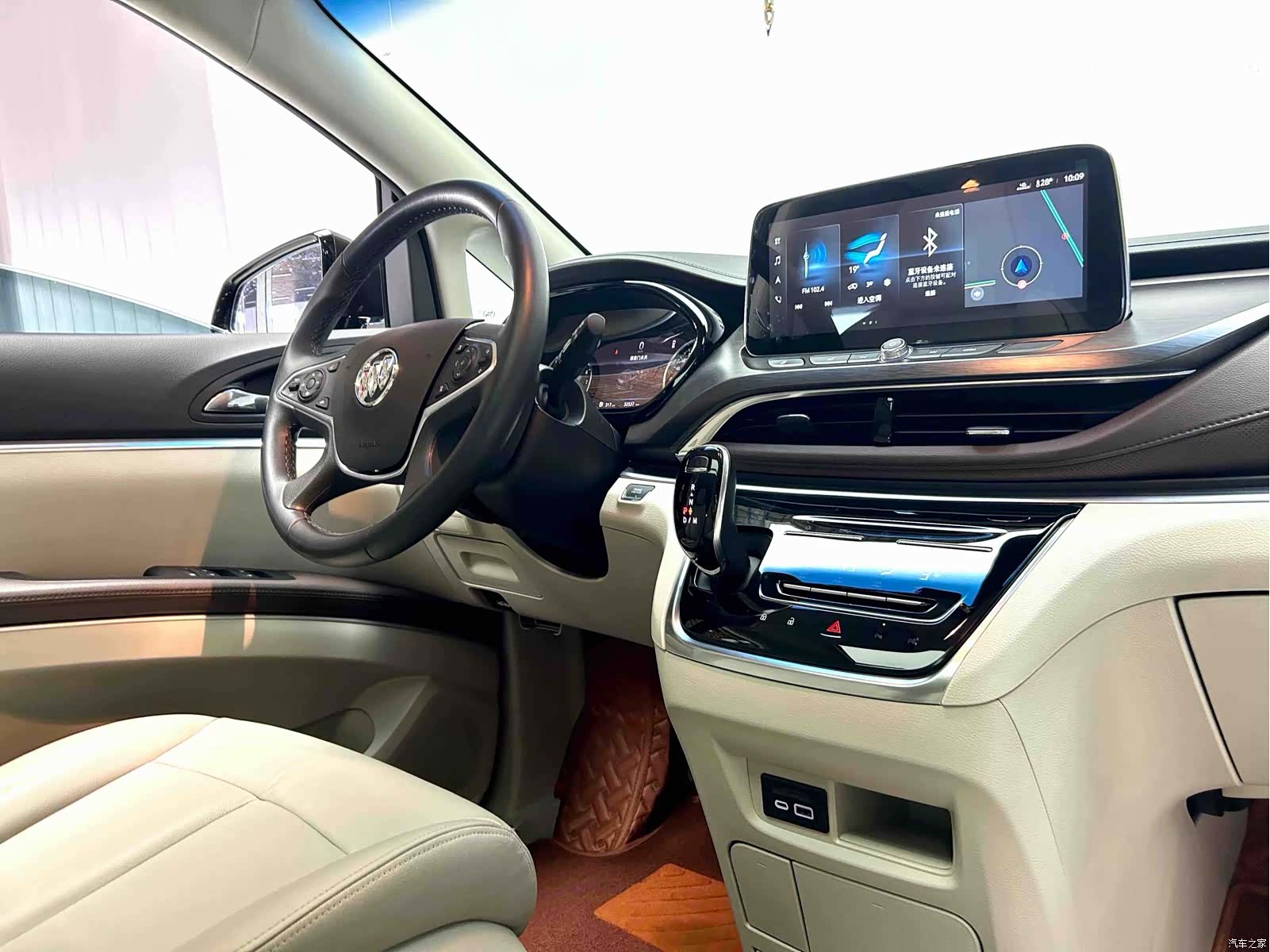 Buick GL8, 2022 12