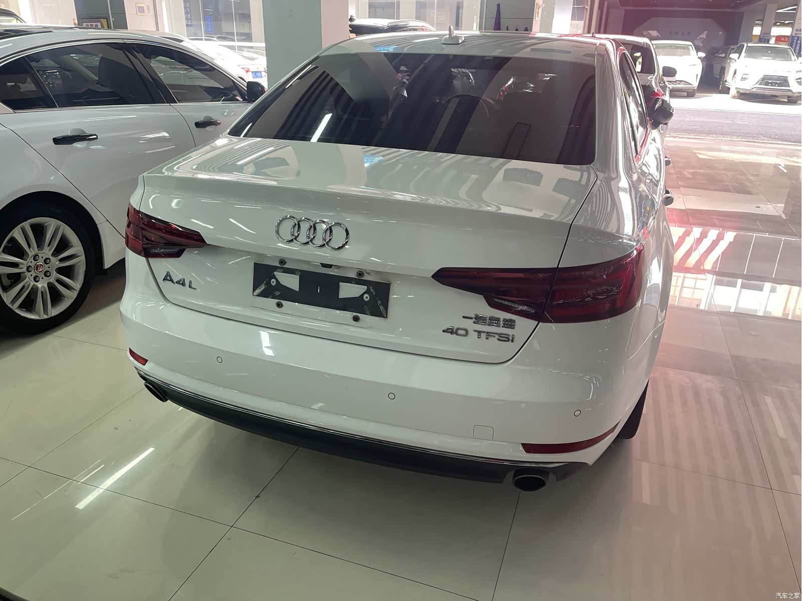 Audi A4L, 2018 11