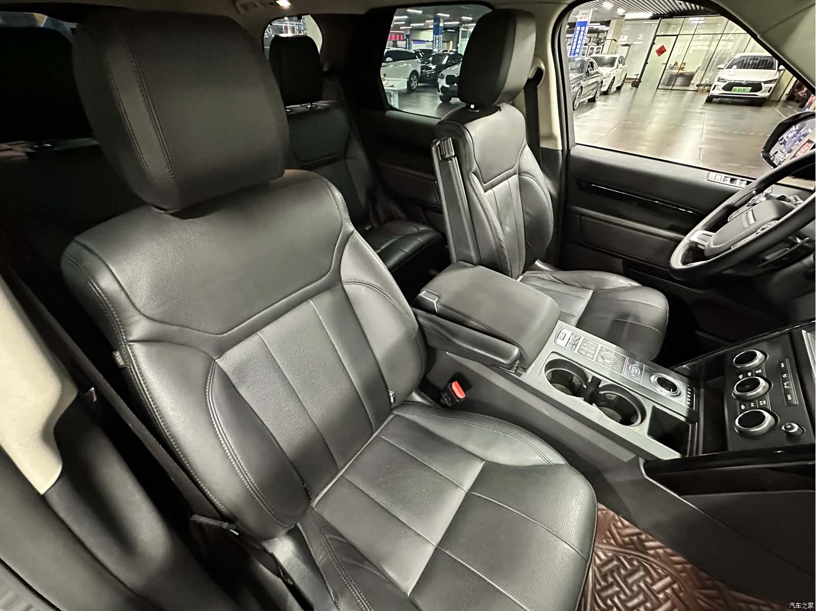 Land Rover Discovery, 2018 15