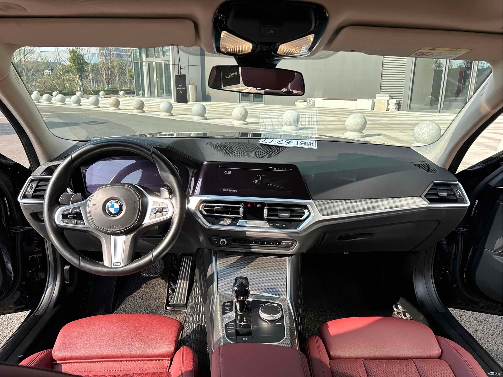 BMW 3 Series, 2022 все фото
