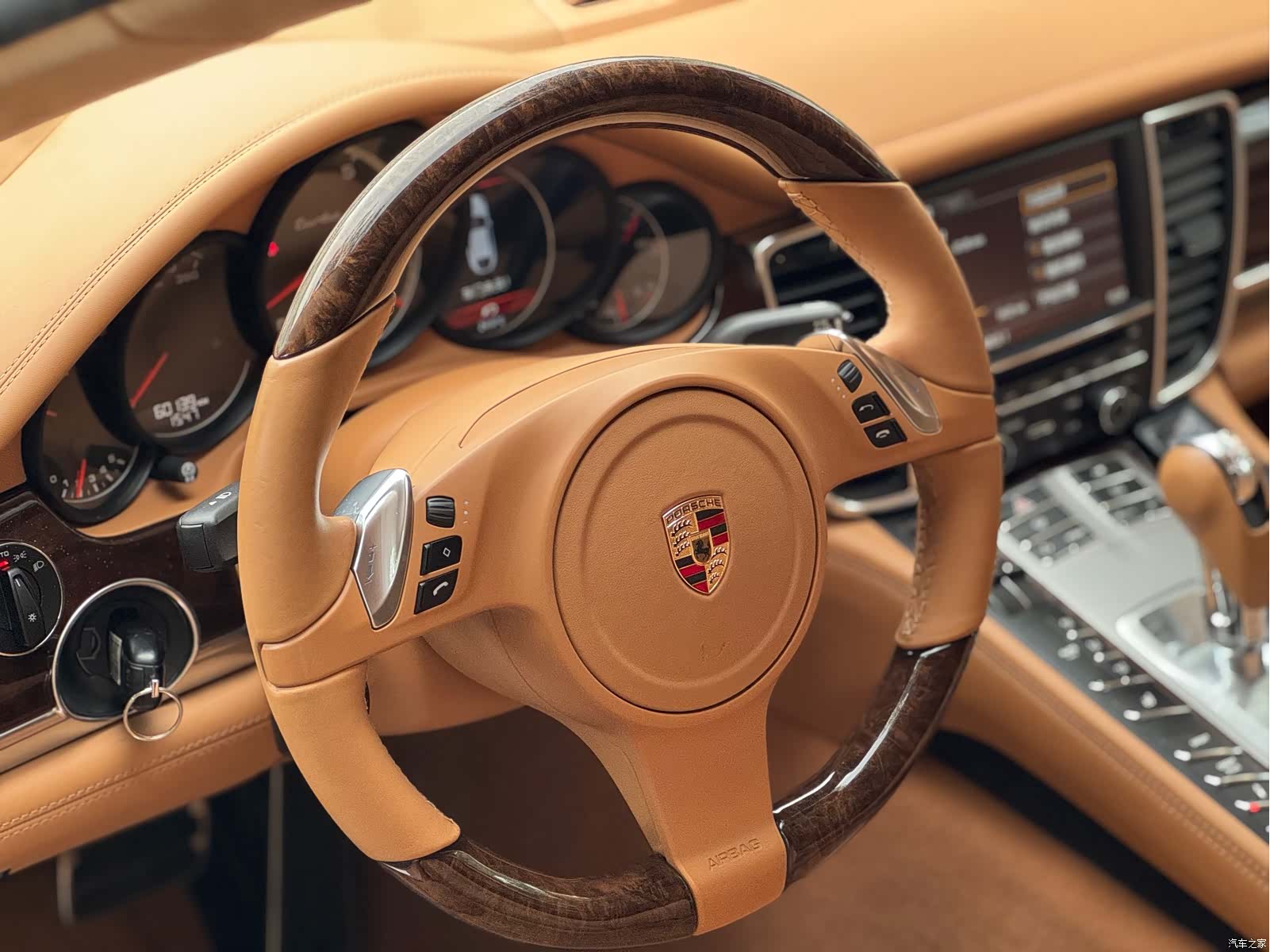 Porsche Panamera, 2010 9